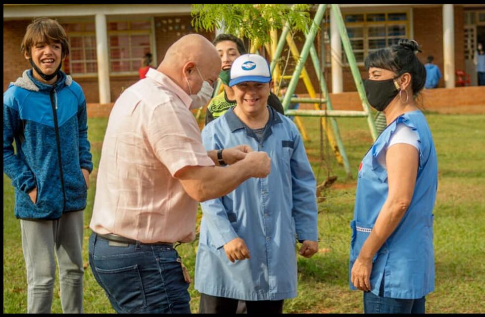 Inauguran una nueva sala en la escuela Esperanza de Iguazú