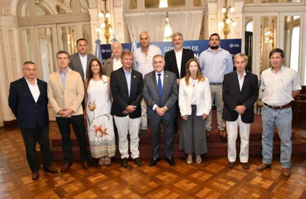 El gobernador recibió a directivos de la Sociedad Rural Argentina para abordar la situación del sector agropecuario