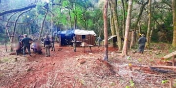 Desmantelan campamento de furtivos en San Pedro.