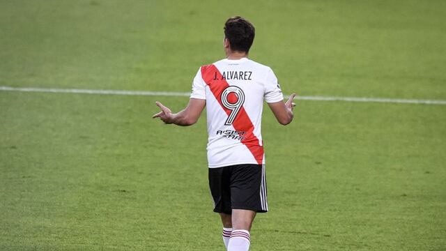Julián Álvarez fue titular en River en el inicio de la Copa Libertadores