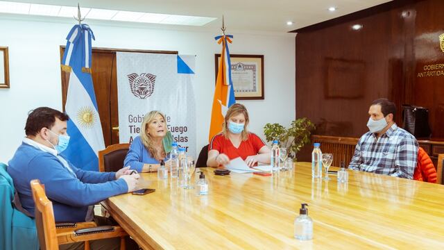 El gobierno provincial se adhiere al DNU y se establecen nuevas medidas de prevención