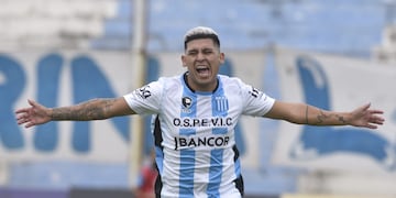 Doblete de Axel Villegas y pura felicidad en Nueva Italia (Ramiro Pereyra).
