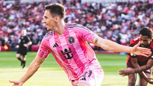 La postal a la que se acostumbró Tadeo Allende, el cordobés ex Instituto: festejando goles.