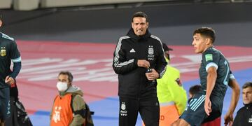 Lionel Scaloni admitió que está pasando "momentos muy difíciles".