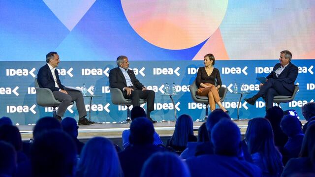 Los empresarios hablaron de los ejes principales de la economía actual.