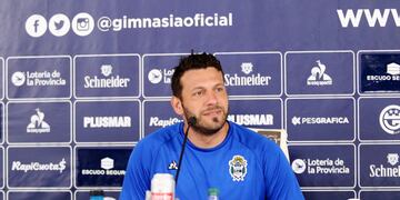 El arquero tiene contrato con el Lobo hasta fin de año. (@gimnasiaoficial)
