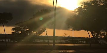 El cielo nublado será el gran protagonista de este fin de semana en Rosario (@MauroYasprizza)