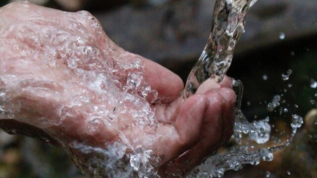El agua comienza a cotizar en el mercado de futuros de Wall Street.