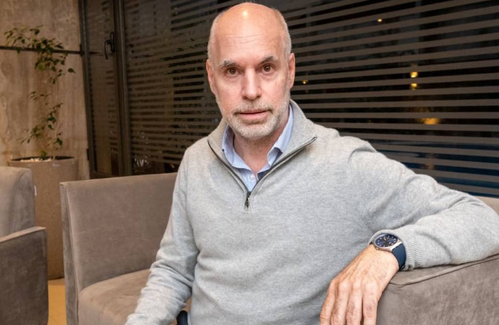 Amplia cocina, dos heladeras y caras expensas: así es la casa Horacio Rodríguez Larreta