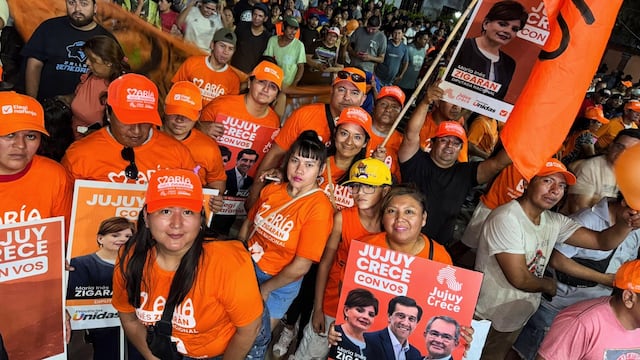 Militantes y dirigentes de la zona del Ramal presentes en el acto de cierre de campaña de Jujuy Crece, en San Pedro.