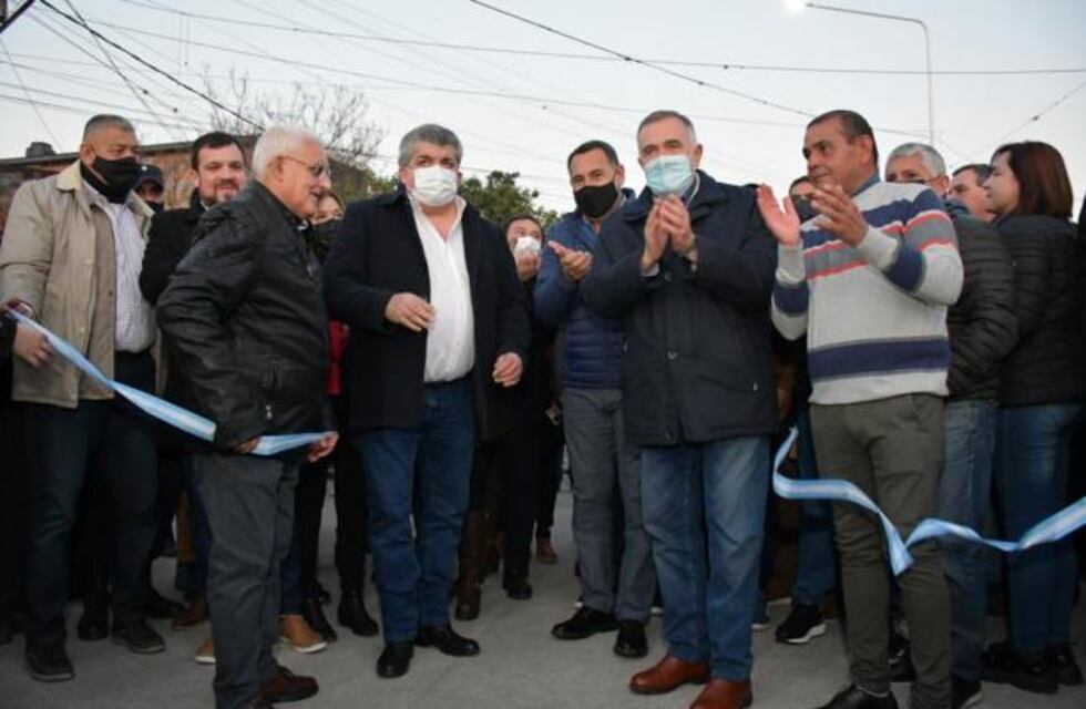 Inauguraron obras de pavimentación y alumbrado público en Monteros