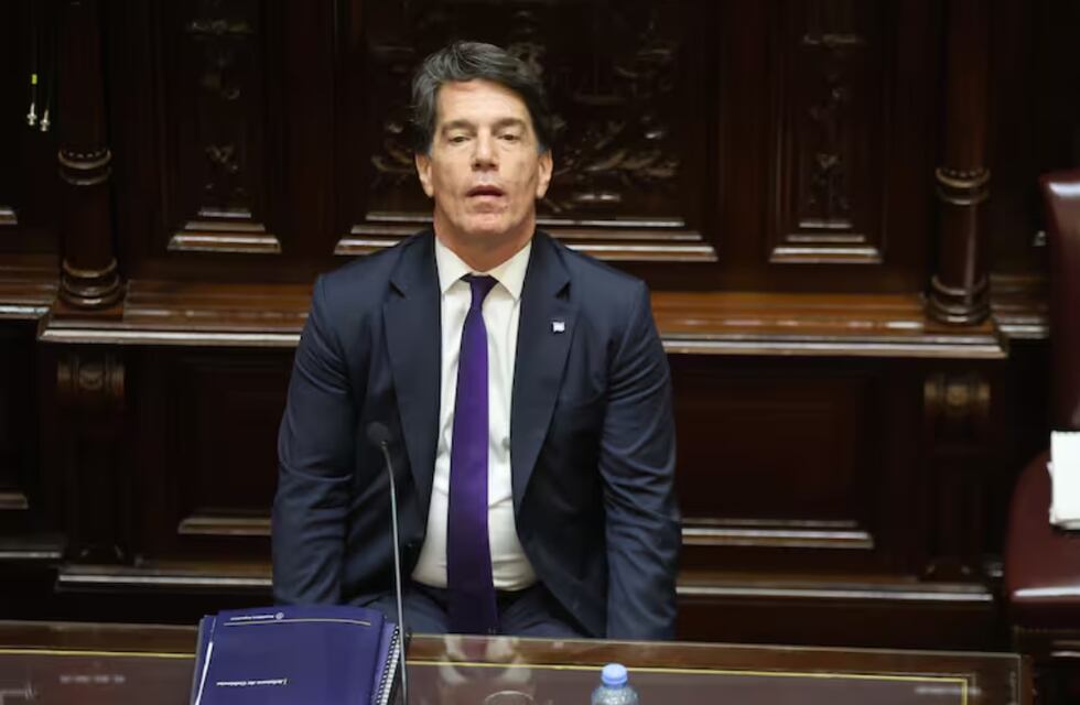 Milei echó a Posse y nombró a Francos como jefe de Gabinete