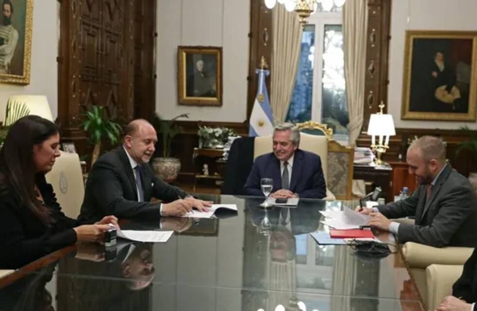 Alberto Fernández y Omar Perotti firmaron el acuerdo para el pago de la deuda de Nación con Santa Fe