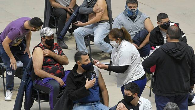 El Gobierno informó que hasta la fecha en Mendoza se registraron 126.422 casos positivos confirmados Covid-19. Orlando Pelichotti/Los Andes