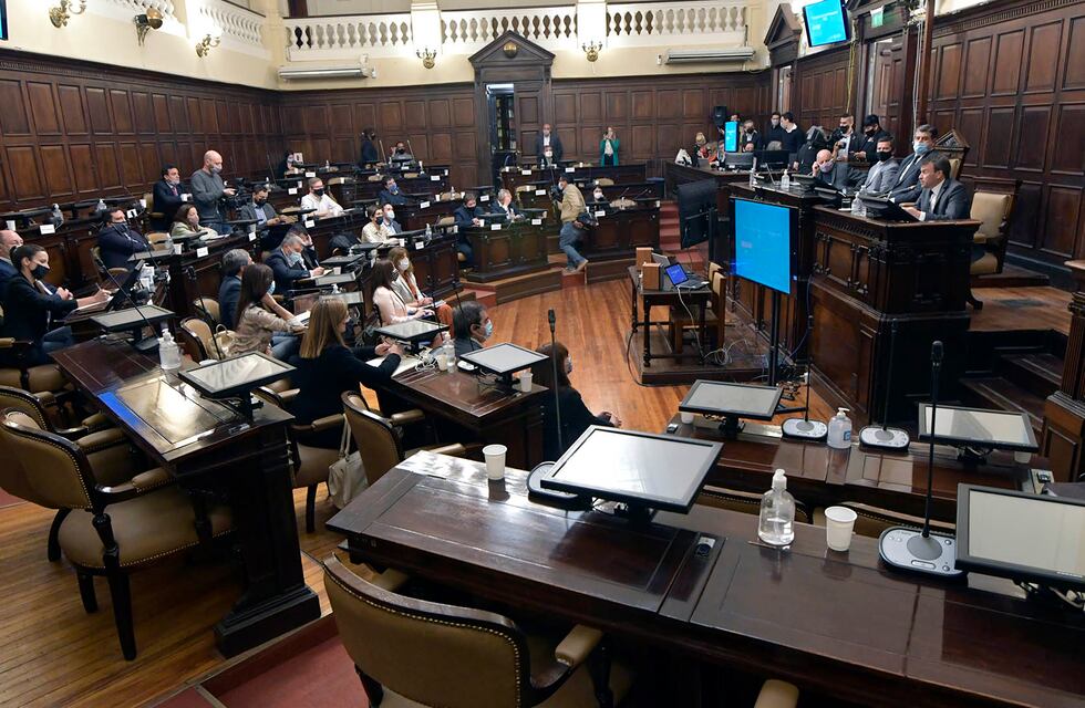 El Presupuesto 2022 no prevé ningún endeudamiento en dólares para obra pública