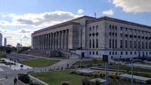 Cuál es el curso corto que se estudia en la UBA.