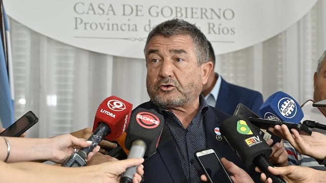 Néstor Roncaglia.
