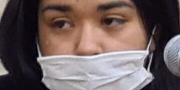 A Brisa Guardia se le imputa el delito de partícipe necesario por el crimen doblemente agravado por el uso de arma, premeditación y por la participación de dos o más personas.