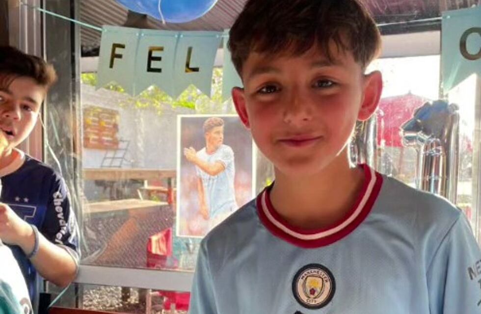 La reacción viral de un niño cordobés que recibió el saludo de Julián Álvarez por su cumpleaños