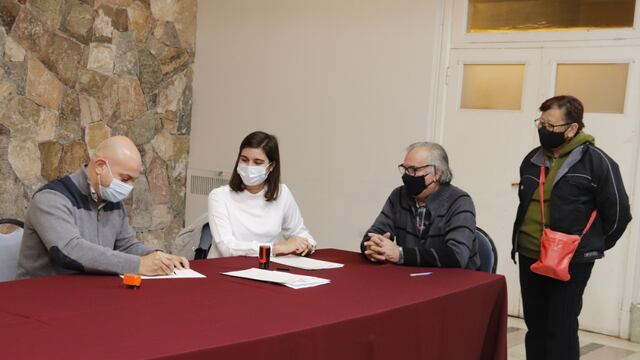 Escrituración de viviendas en barrio Colinas de Carlos Paz.