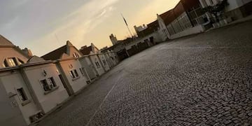 Afirman que el uniformado agredió a la estudiante en una oficina del edificio del barrio República de la Sexta.