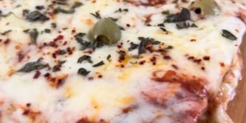 Cómo hacer pizza batida sin leudado.