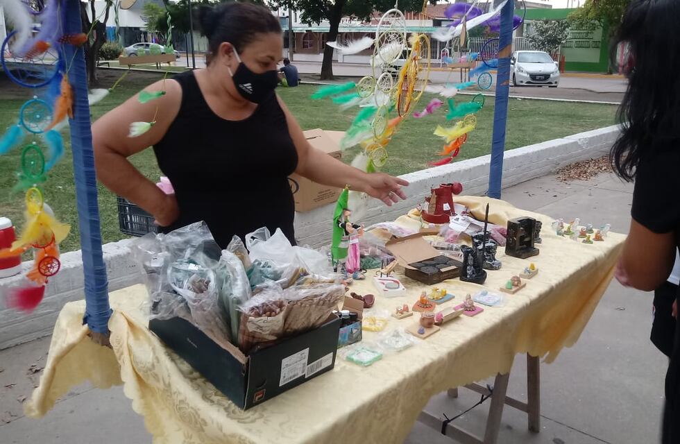 Artesanos de Santa Fe juntan firmas para que las nuevas restricciones involucren a su trabajo