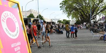 Plaza Feria, una de las convocantes actividades que tiene Rafaela durante los fines de semana