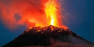 El volcán Popocatépetl está en intensa actividad.