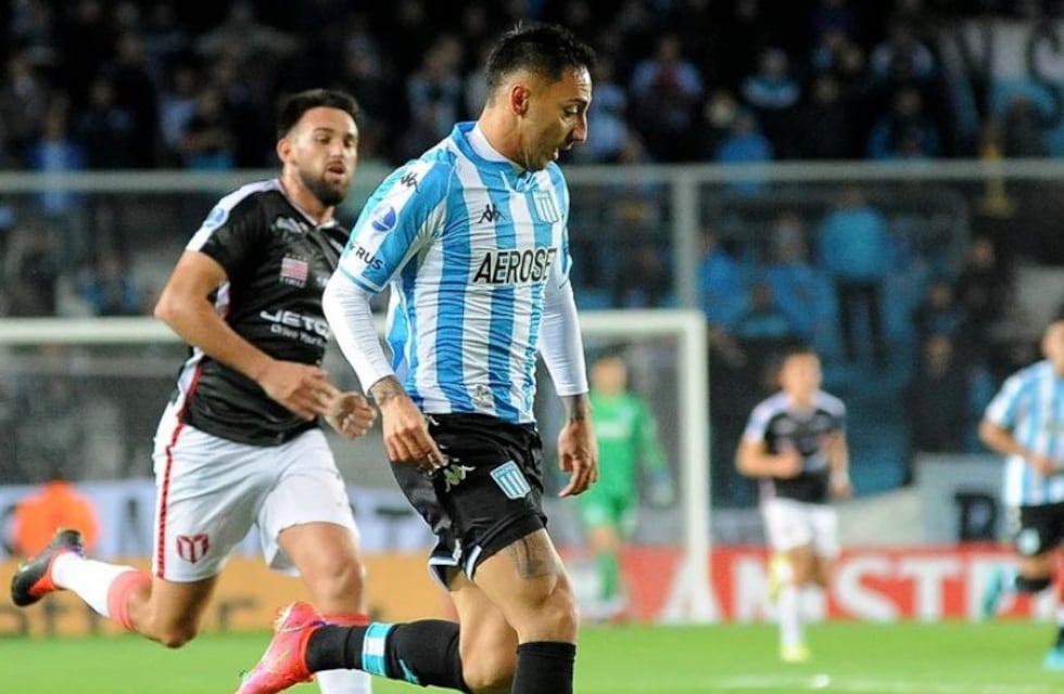 Racing: los increíbles goles que erró Javier Correa