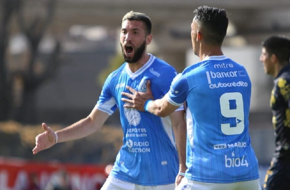 Estudiantes (RC) goleó a Agropecuario y es finalista por el ascenso