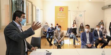 El ministro Diego Cardozo estuvo en la firma de convenios para el fortalecimiento de hospitales municipales (Prensa Gobierno)