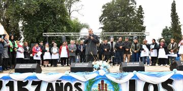 Jaldo celebró el 157° aniversario de Los Ralos y la 8ª Fiesta Provincial del Locro