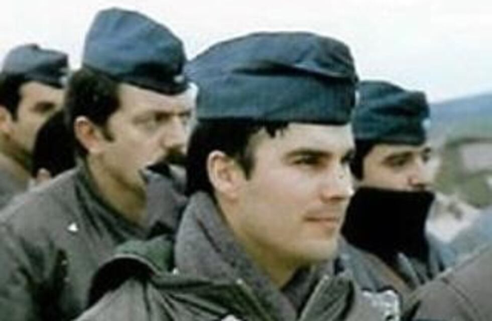Malvinas 40 años: la historia de un joven de pueblo que soñaba volar aviones y le tocó ir a un combate
