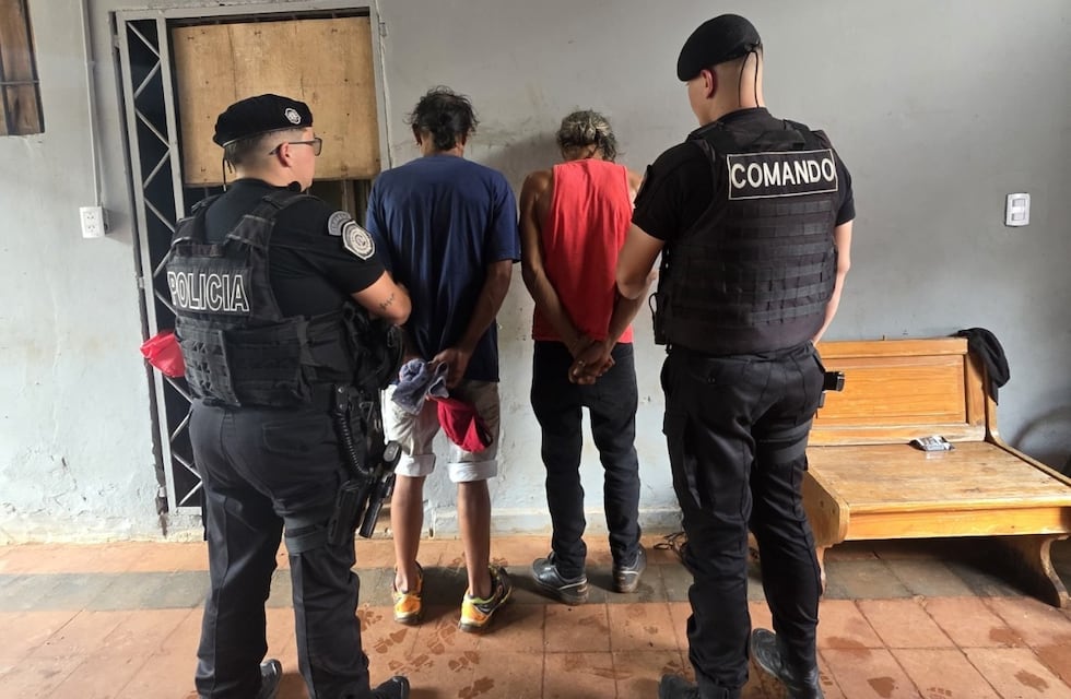 Ronda de tragos terminó con una pelea en la vía pública que dejó dos jóvenes con heridas graves y dos detenidos en Eldorado