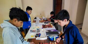 El Concejo Deliberante de San Salvador de Jujuy promueve el ajedrez en las infancias de la ciudad.
