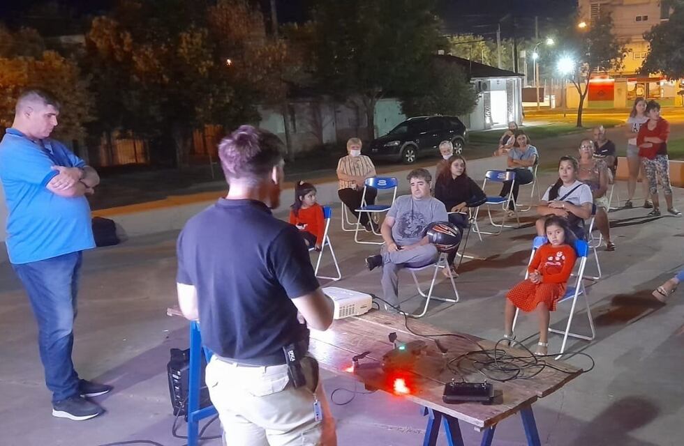 Ojos en Alerta realizó una capacitación en barrio Belgrano