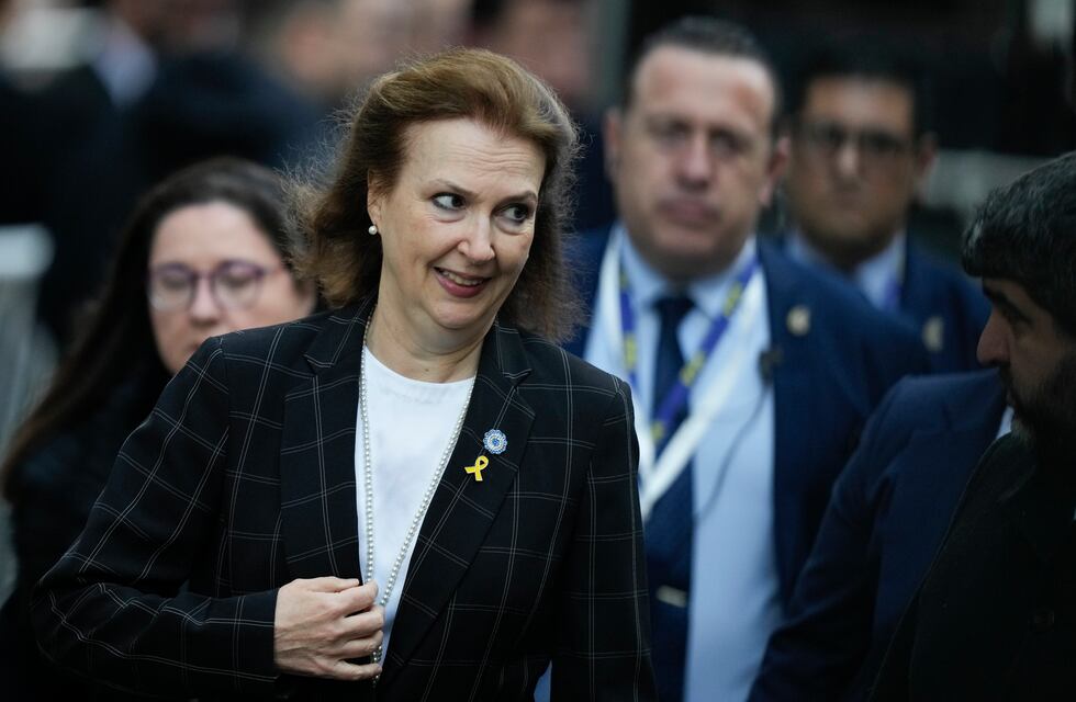 Mondino cuestionó a Milei por $Libra: “O no es muy inteligente o es una especie de corrupto”