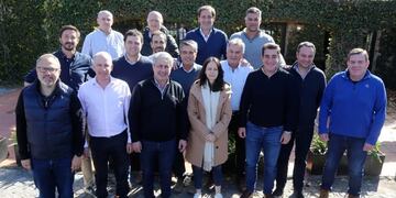 El intendente Mariano User participó de la reunión de jefes comunales PRO.