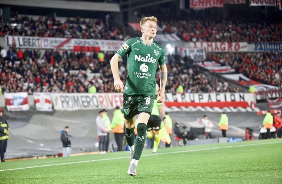 Con una contra y de cabeza, Sarmiento se hizo fuerte de visitante