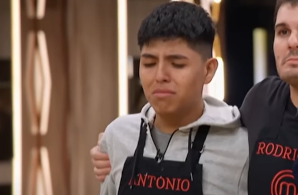 Triste despedida en MasterChef: Antonio, el joven salteño, fue eliminado de la competencia