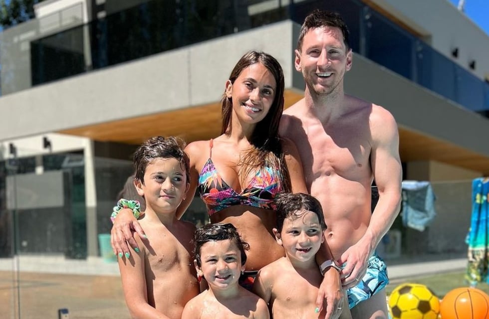 Lionel Messi publicó su foto familiar con Antonela Roccuzzo en Bahamas: “Siempre así”