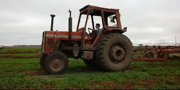 Uno de los tractores robados en Arroyito