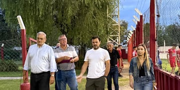 Alcides Calvo, Heriberto Passerino, presidente de Ferrocarril del Estado y Bárbara Chivallero