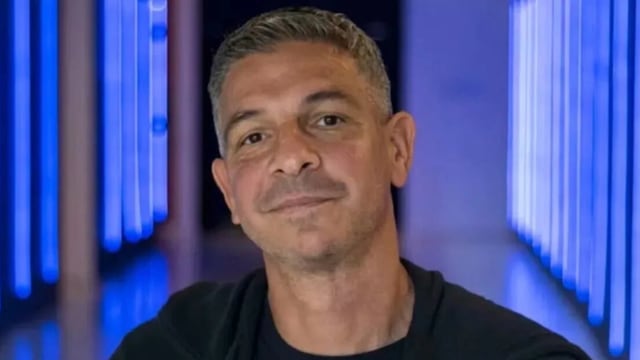 Corazza fue detenido el 20 de marzo de 2023 durante un allanamiento en su domicilio por una presunta corrupción de menores.