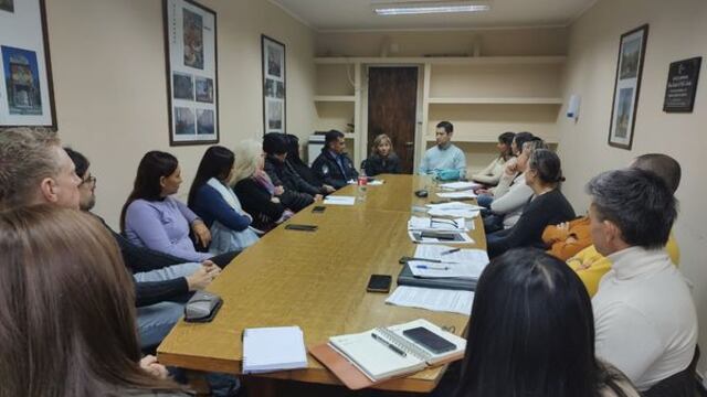 La mesa de trabajo se enfocó en establecer estrategias más humanas en los operativos policiales, en especial en momentos de crisis.