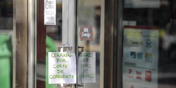 Un corte importante afecta a gran parte de la zona comercial de Rosario.