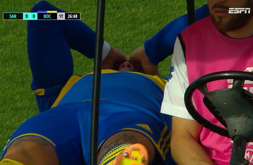 Marcos Rojo erró un penal ante Sarmiento y se retiró lesionado