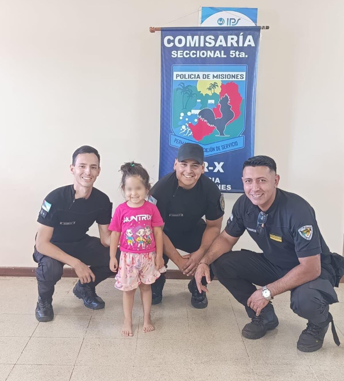 Policías salvaron la vida de una niña de 3 años que se había atragantado en Posadas