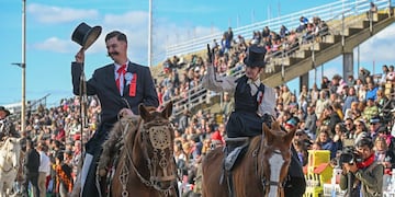 ¡El Sol del 25 viene asomando! llega la gran fiesta patria a Gualeguaychú
